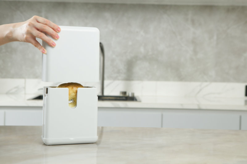 bonbagel-slicer-built-in-blade